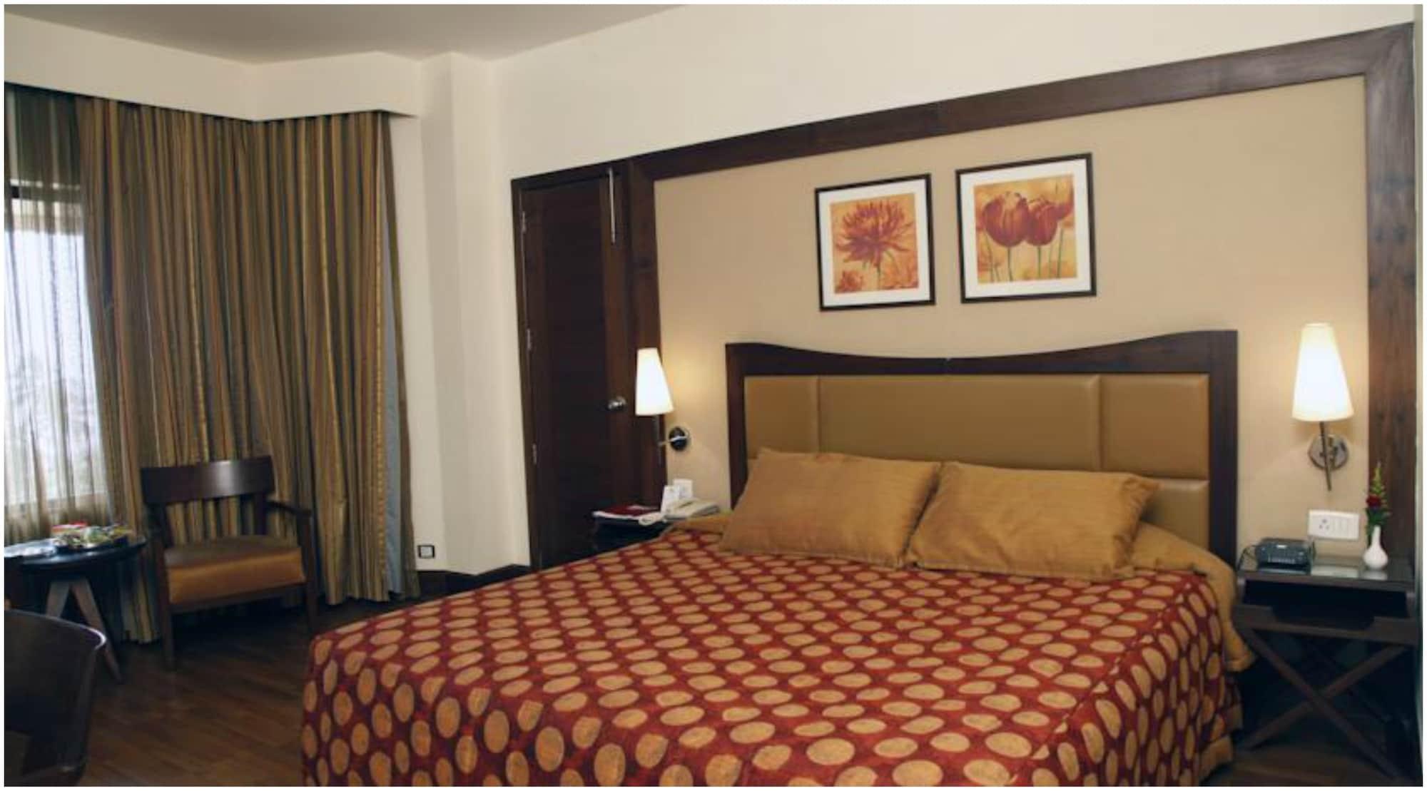 The Retreat Hotel & Convention Centre Mumbai Exteriör bild