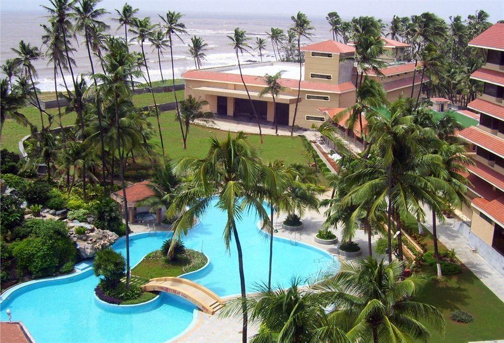 The Retreat Hotel & Convention Centre Mumbai Exteriör bild